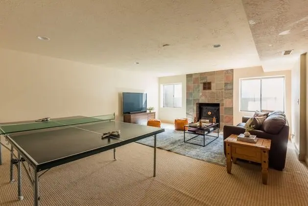 Picasso by Avantstay Artist's Mountain Escape w/ Hot Tub & Views - İç Mekan
