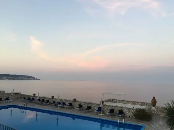 Hotel Piccolo Mondo - Havuz