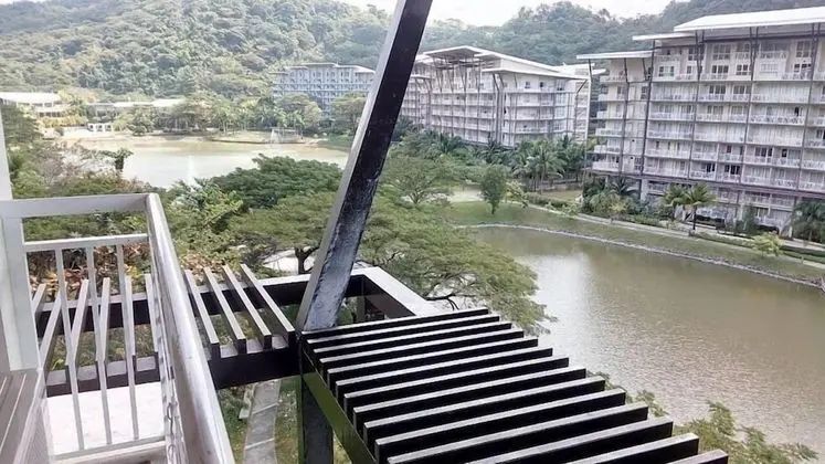 Pico De Loro Hamilo Coast Guest House - Dış Mekan