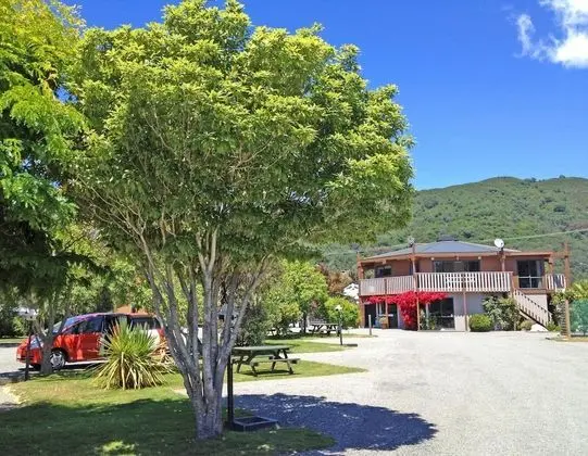 Picton Campervan Park - Dış Mekan