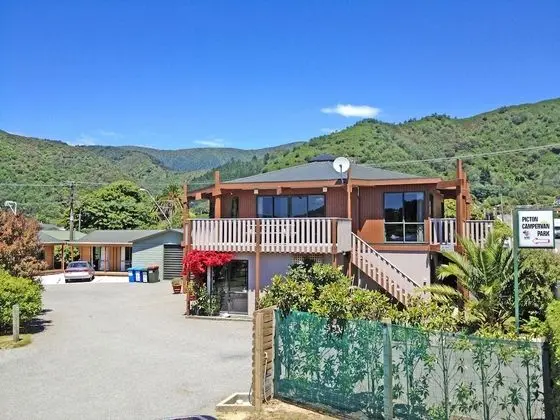 Picton Campervan Park - Dış Mekan