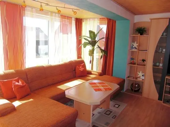 Picturesque Apartment in Lichtenhain With Pond