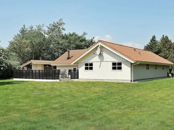 Picturesque Holiday Home in Oksbøl With Sauna