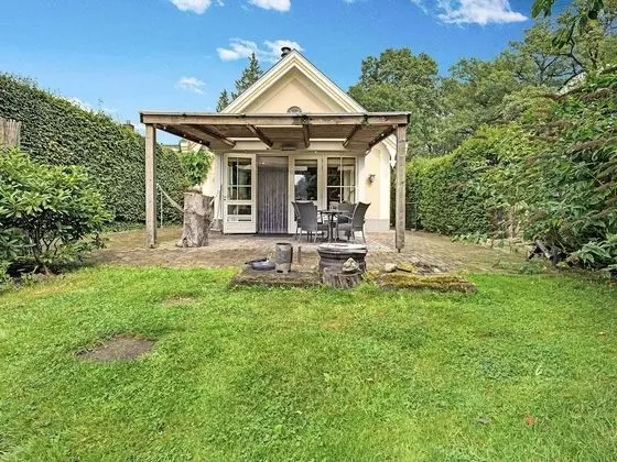 Picturesque Holiday Home in Oldenzaal with Hot Tub