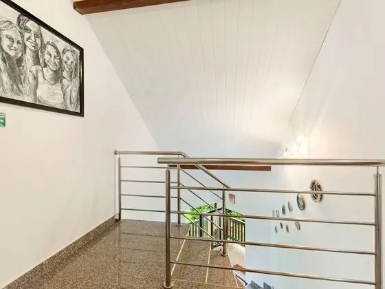 Picturesque Holiday Home in Sumartin near Sea - İç Mekan