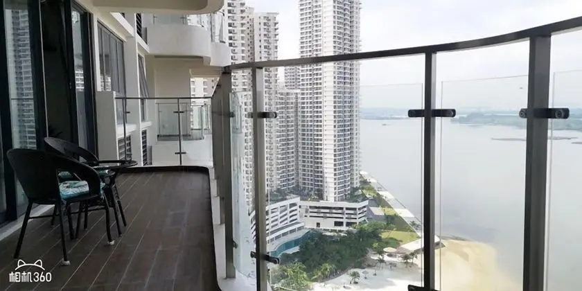 Picturesque View Suites