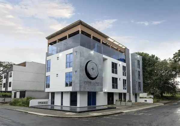 PIEDRA LUNA Casa de Huespedes