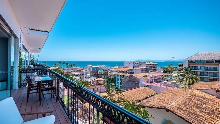 Pier 57-403 - Pier 57 Romantic Zone Ocean Views 2 Bedroom 2 - Oda