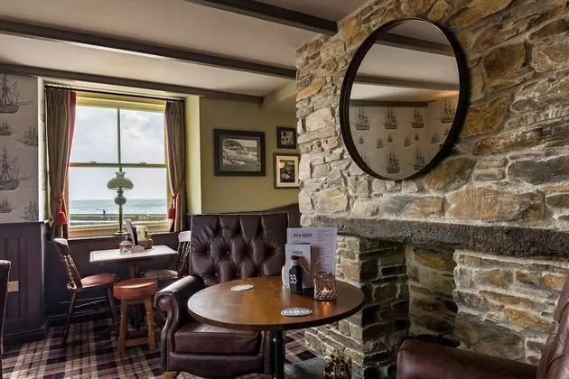 Pier House - Lobi