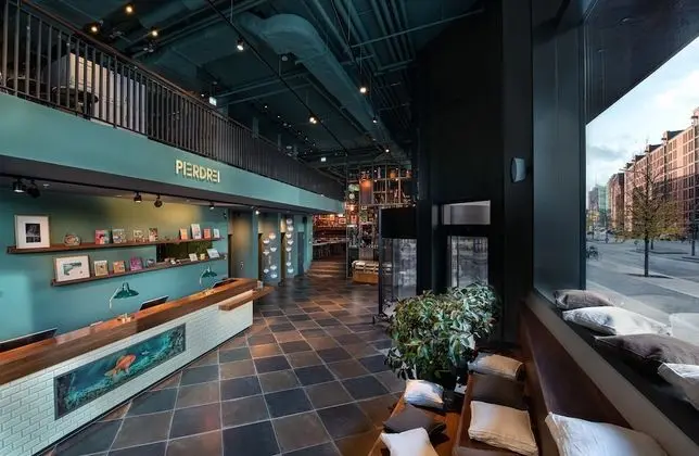Pierdrei Hotel HafenCity Hamburg - Lobi