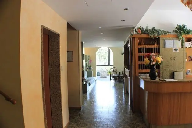 Hotel Pierina - İç Mekan