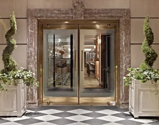 The Pierre, A Taj Hotel