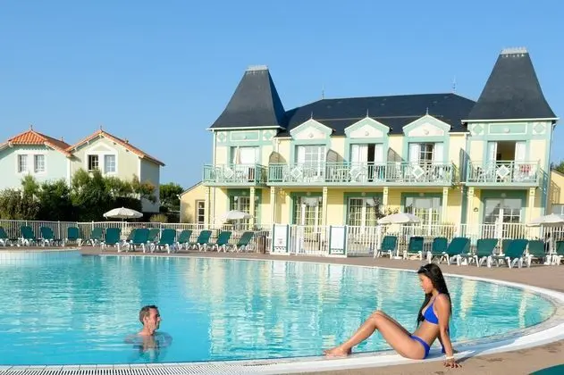 Pierre & Vacances Village Port-Bourgenay - Havuz
