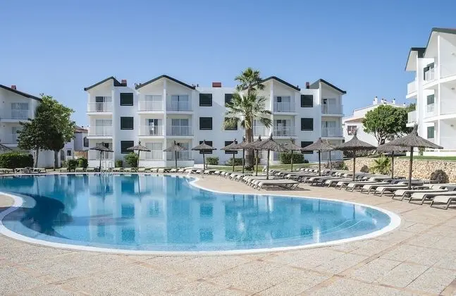 Pierre & Vacances Menorca Cala Blanes - Havuz