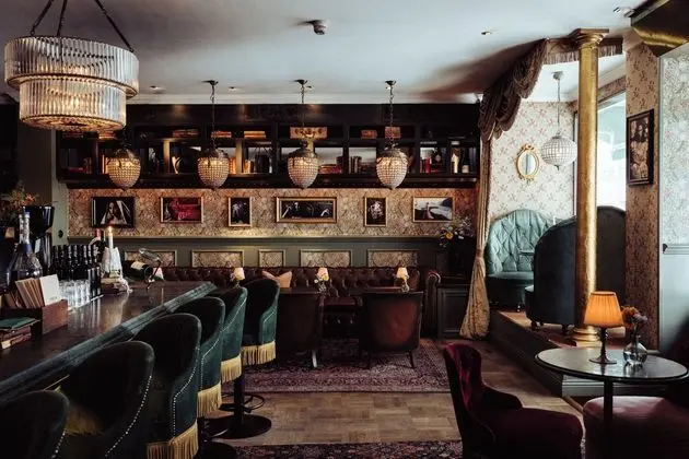 Hotel Pigalle - Lobi
