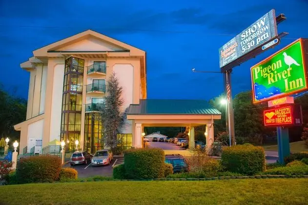 Pigeon River Inn - Dış Mekan