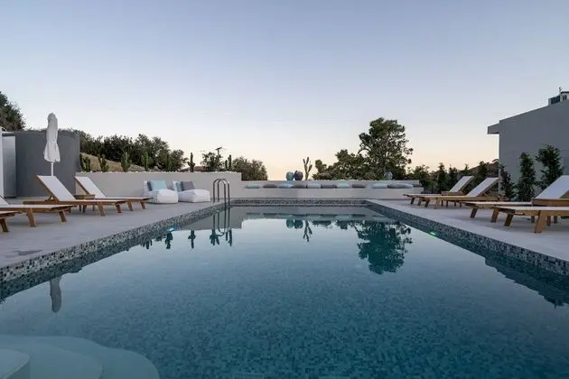 Pignolia Suites - Adults Only - Havuz