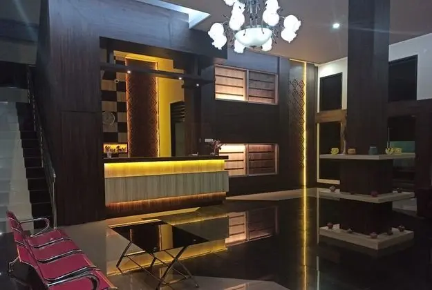 Hotel Pilar Mosa - Lobi