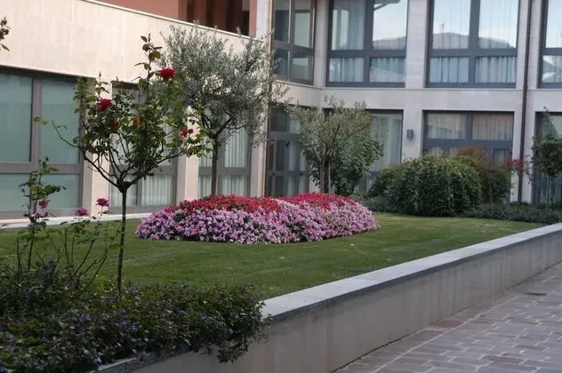 Pilgrim's Hotel - Dış Mekan