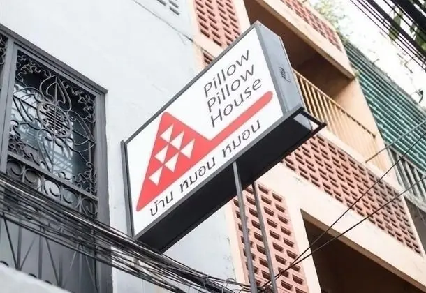 Pillow Pillow House Sukhumvit-Rama4 - Dış Mekan