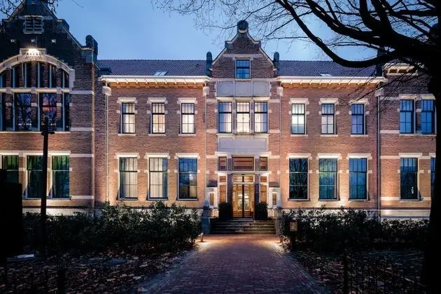 Pillows Maurits at the Park