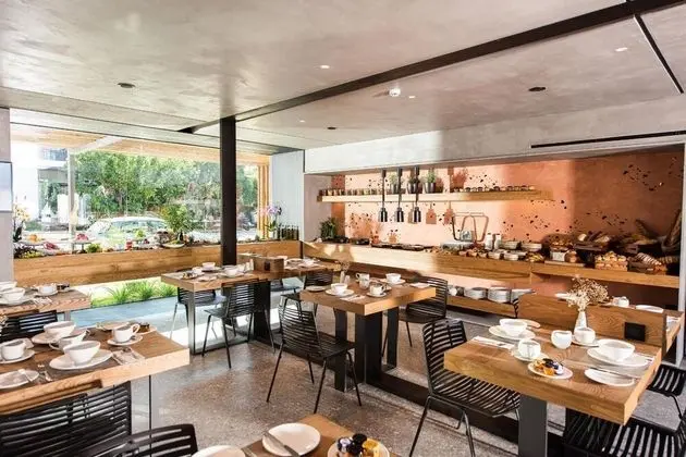 Pilot Amphora Boutique Hotel - Yerinde Yemek