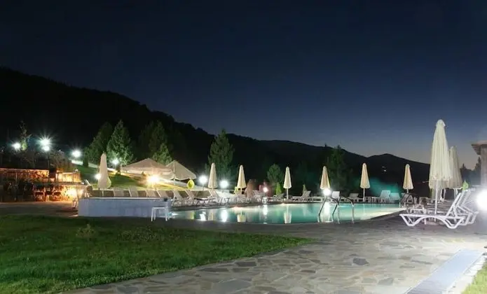 Pindos Palace - Dış Mekan