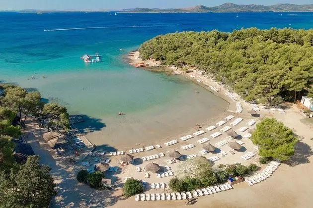 Pine Beach Pakostane Mobile Homes - Öne Çıkan Resim