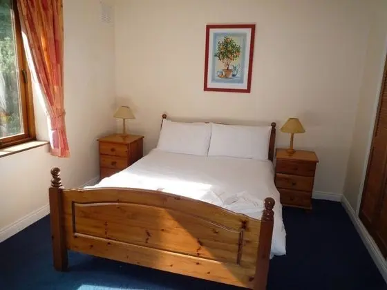 Pine Cove Holiday Home No 11 - Oda