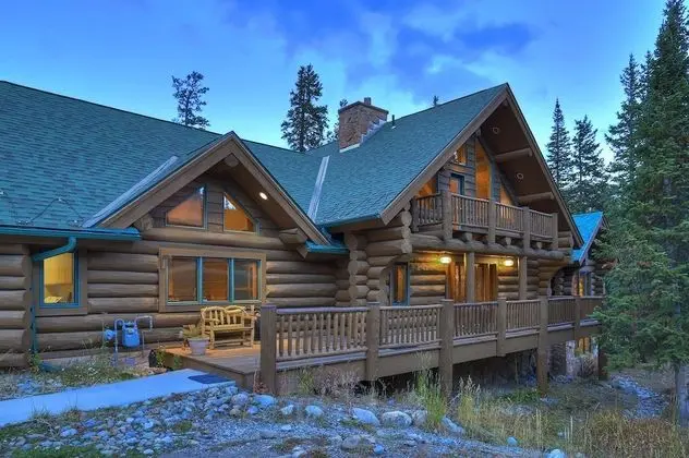 Pine Forest Lodge
