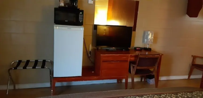 Pine Grove Motel - İç Mekan