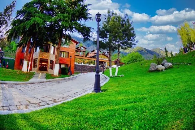 Pine Spring Resort Pahalgam - Lobi