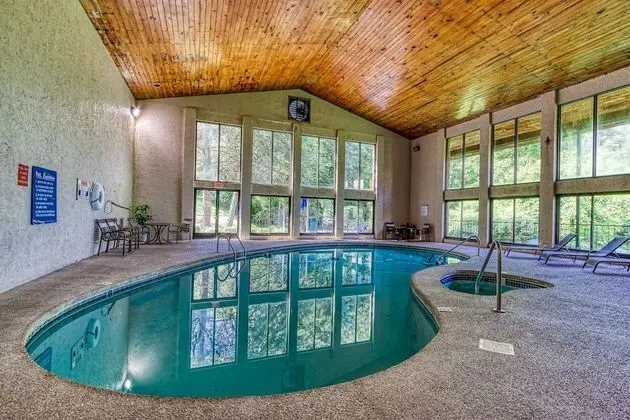 Pinecrest Townhomes