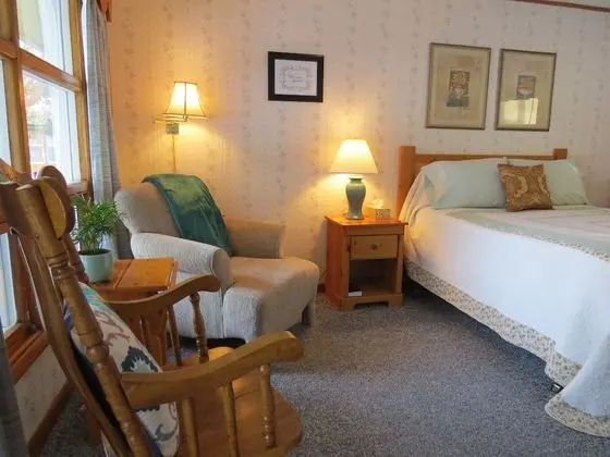 The Pines Country Inn - Oda