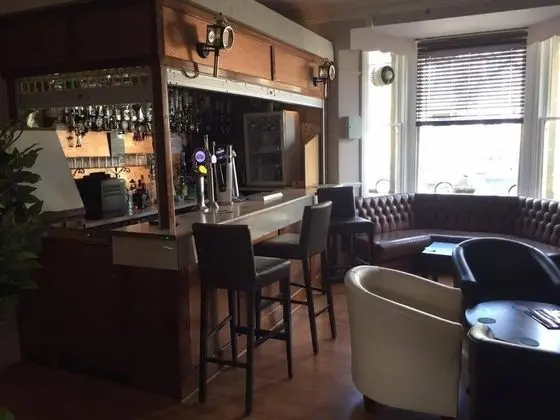 The Pines Guest Accommodation - Yerinde Yemek