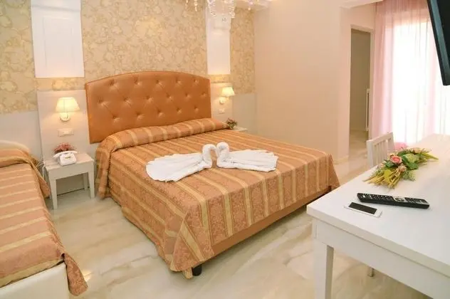 Hotel Pineta - Oda