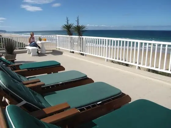 The Pink Lodge on the Beach - Havuz