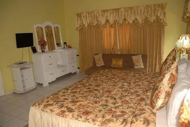 PinkHibiscus Guest House - Oda