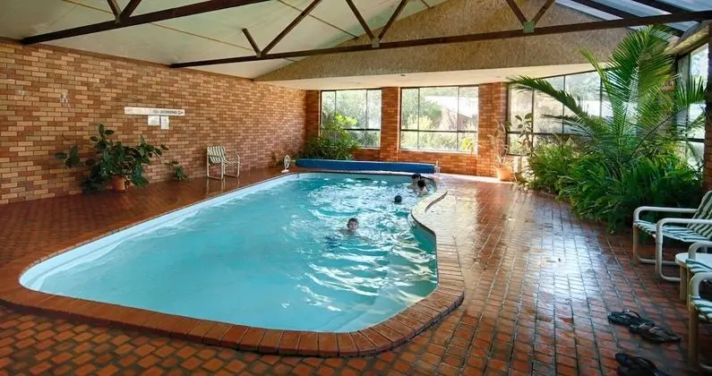 Pinnacle Holiday Lodge - Havuz