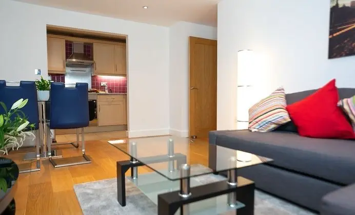 The Pinnacle by Jim Paul Apartments - İç Mekan