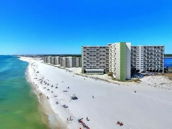 Pinnacle Port by Panhandle Getaways - Plaj