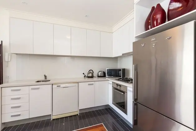 PIPER, 1BDR Southbank Apartment - Mutfak