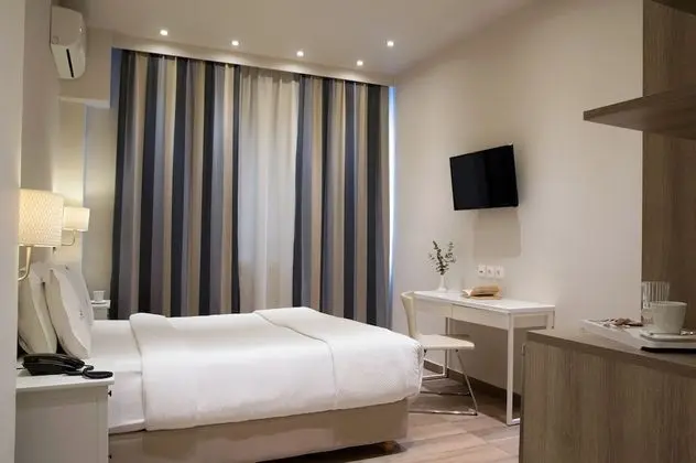 Piraeus City Hotel