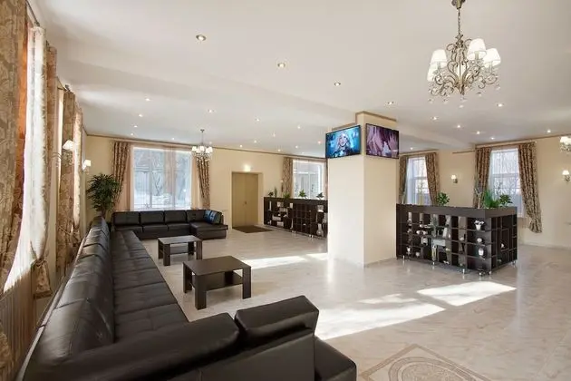 Piramida Business Hotel - Lobi