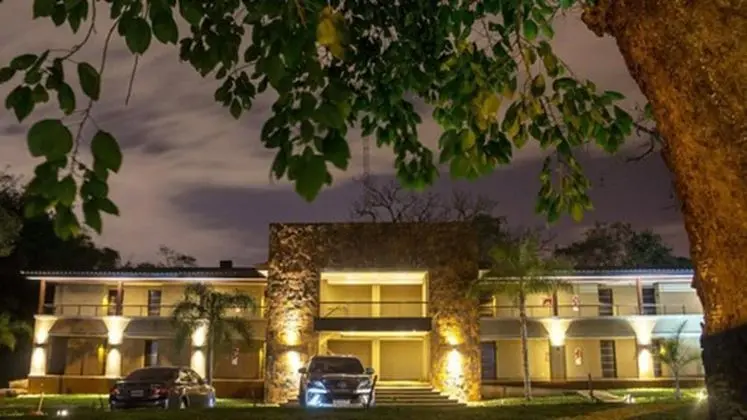 Pirayu Hotel