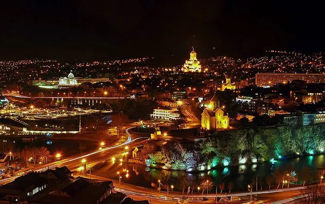 Hotel Pirimze Plaza