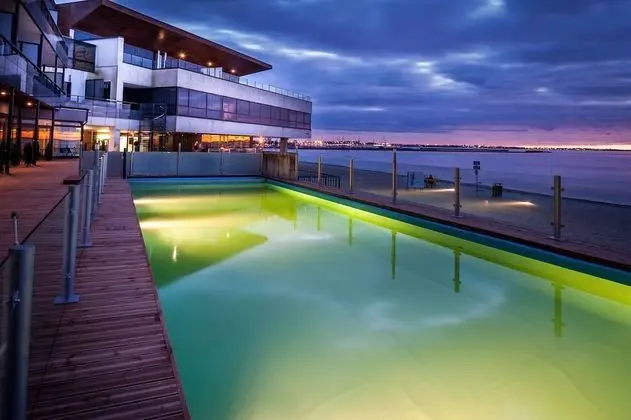 Pirita Beach Apartments & SPA - Havuz