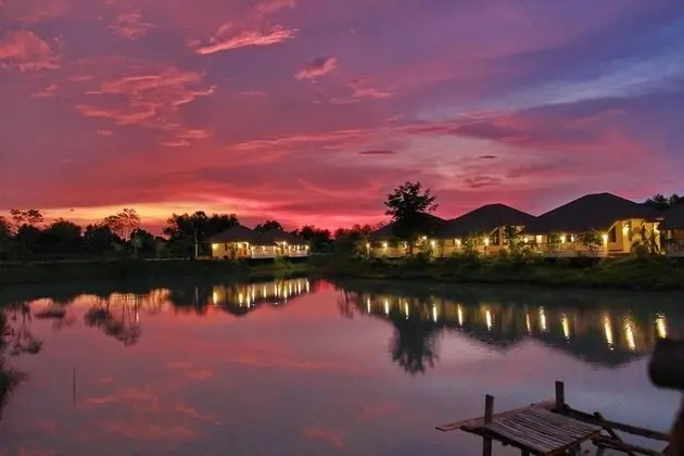 Pirom Lake And Resort - Havuz