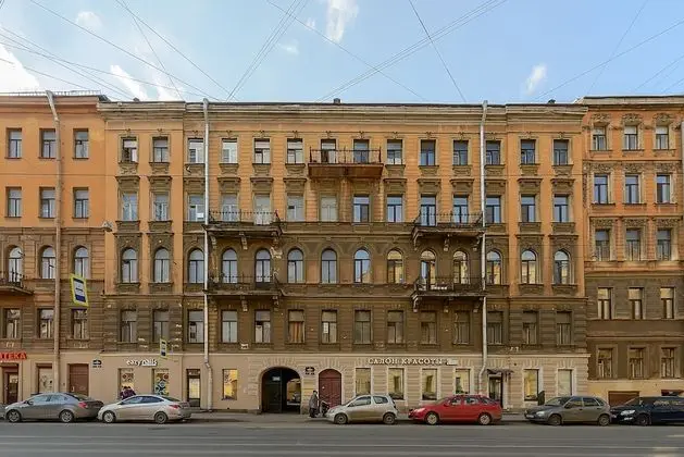 Piter Palace Emerald