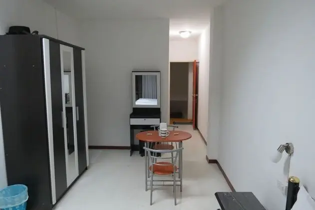 Pizza Italy Restaurant & Guesthouse - Oda